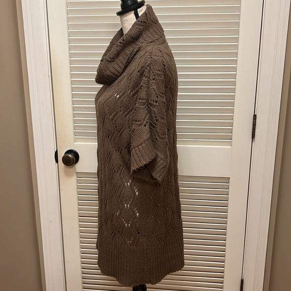 Soft Surroundings Sweater in Brown, Size Medium, EUC - Picture 9 of 16